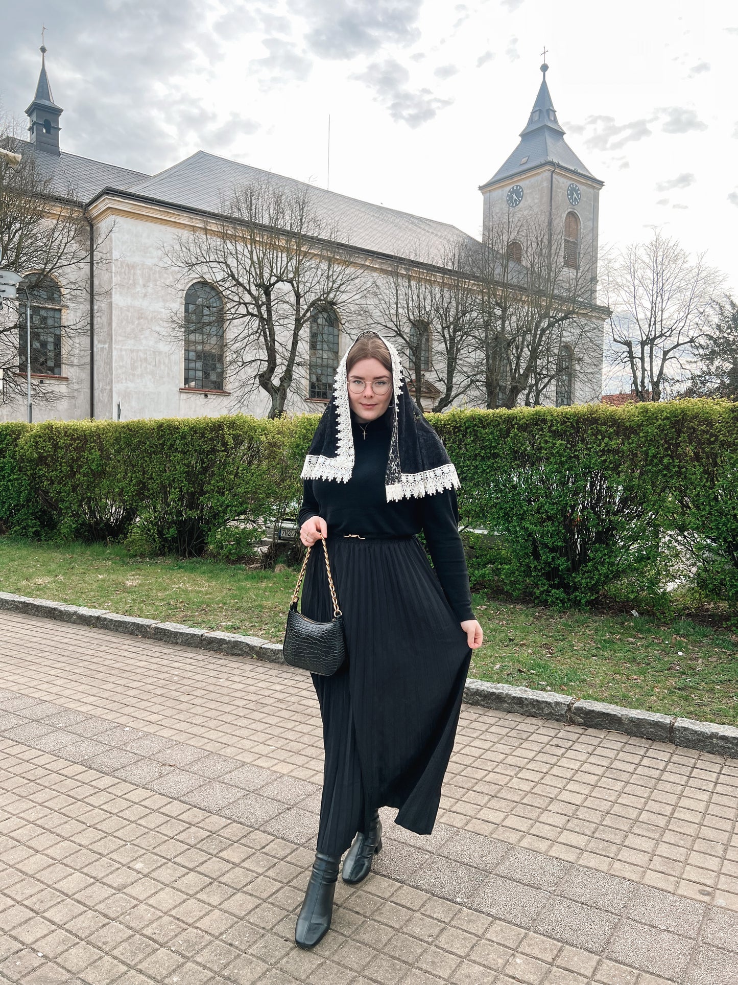 “Maya” Mantilla Veil